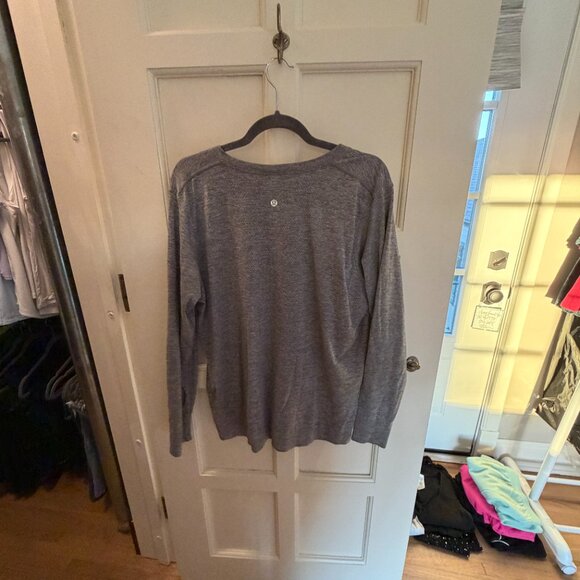 lululemon Swiftly Relaxed Long-Sleeve Shirt, Gray, Size 16 - Picture 2 of 3